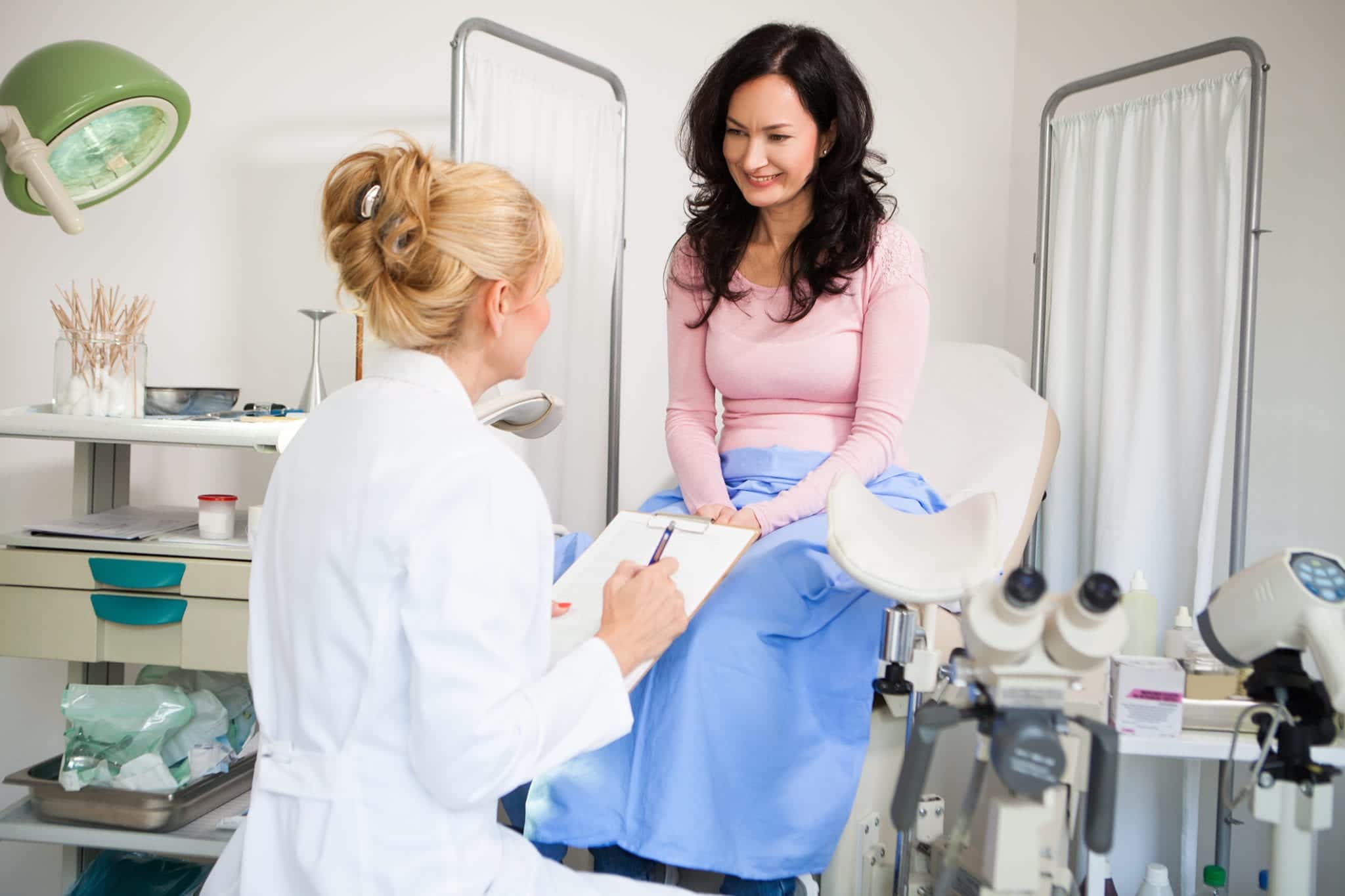 f932e898ea7e706f_iStock-638749062-1-scaled Ovarian Cysts Treatment Houston TX